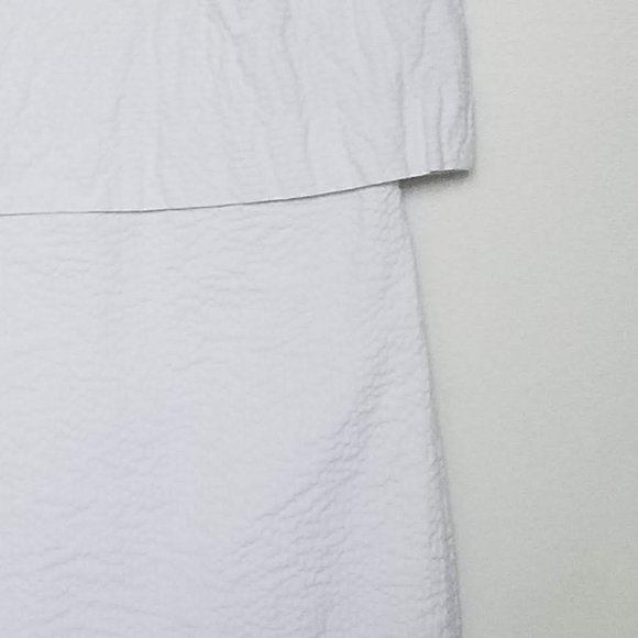 Banana Republic | White Dimpled Fitted Midi Dress - Picture 2 of 3